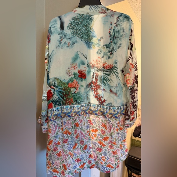 John Mark women’s tunic - Picture 2 of 3